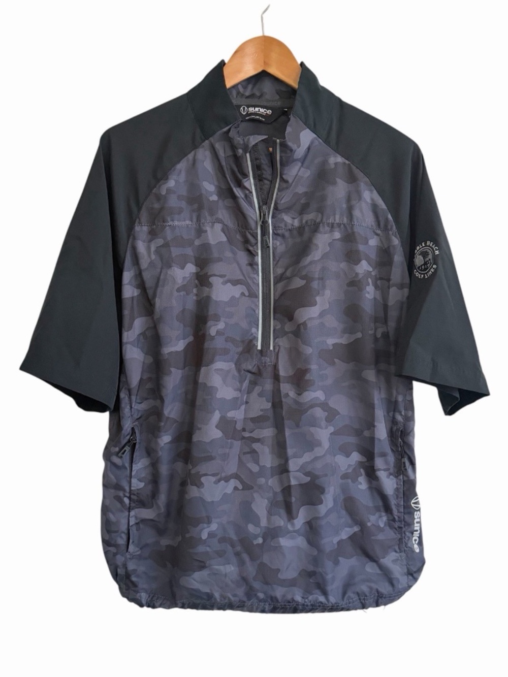 Sunice Winston Golf Windshirt Men’s M Black Gray Camo Half Zip Pebble Beach